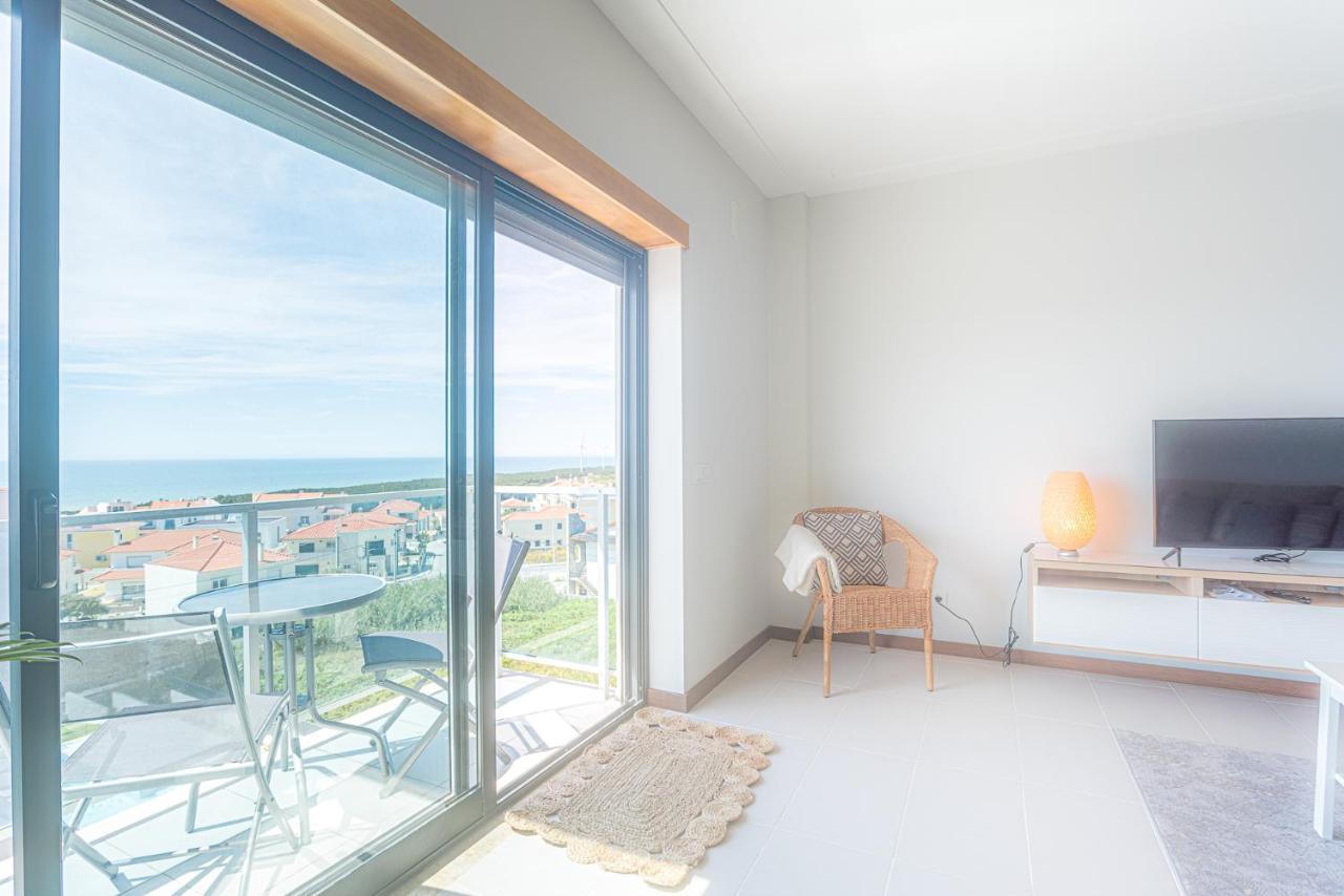 Apartamento T3 Mar Azul Apartment Nazare Bagian luar foto
