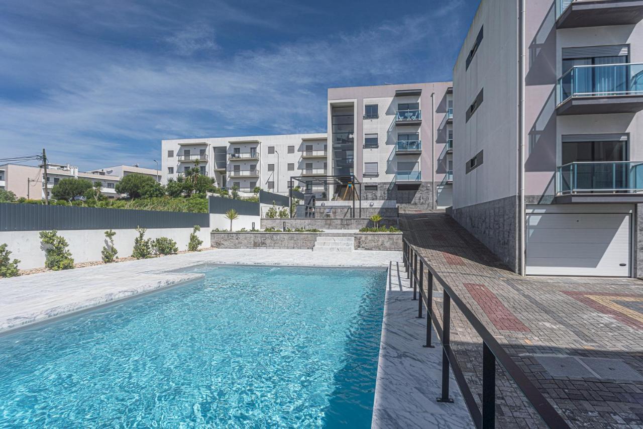 Apartamento T3 Mar Azul Apartment Nazare Bagian luar foto